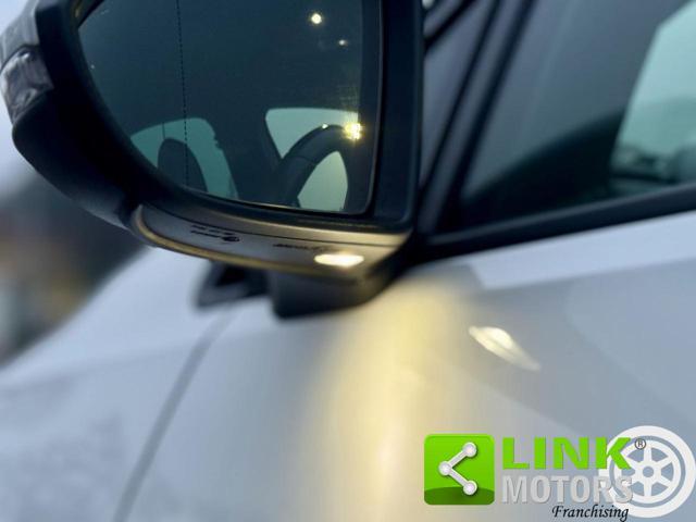 VOLKSWAGEN Golf 1.6 TDI 115 CV 5p. R Line