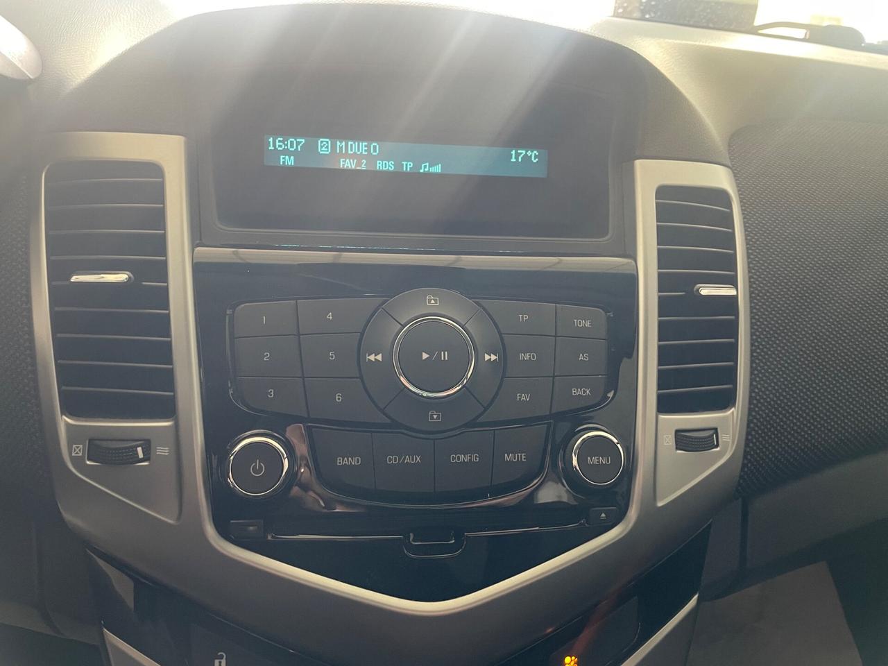 Chevrolet Cruze 1.6 5 porte LS - Nessun vincolo -