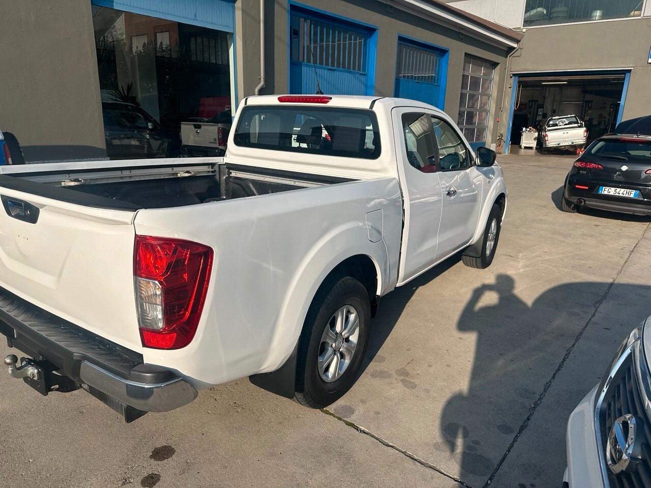 Nissan Navara KING CAB ACENTA 2300