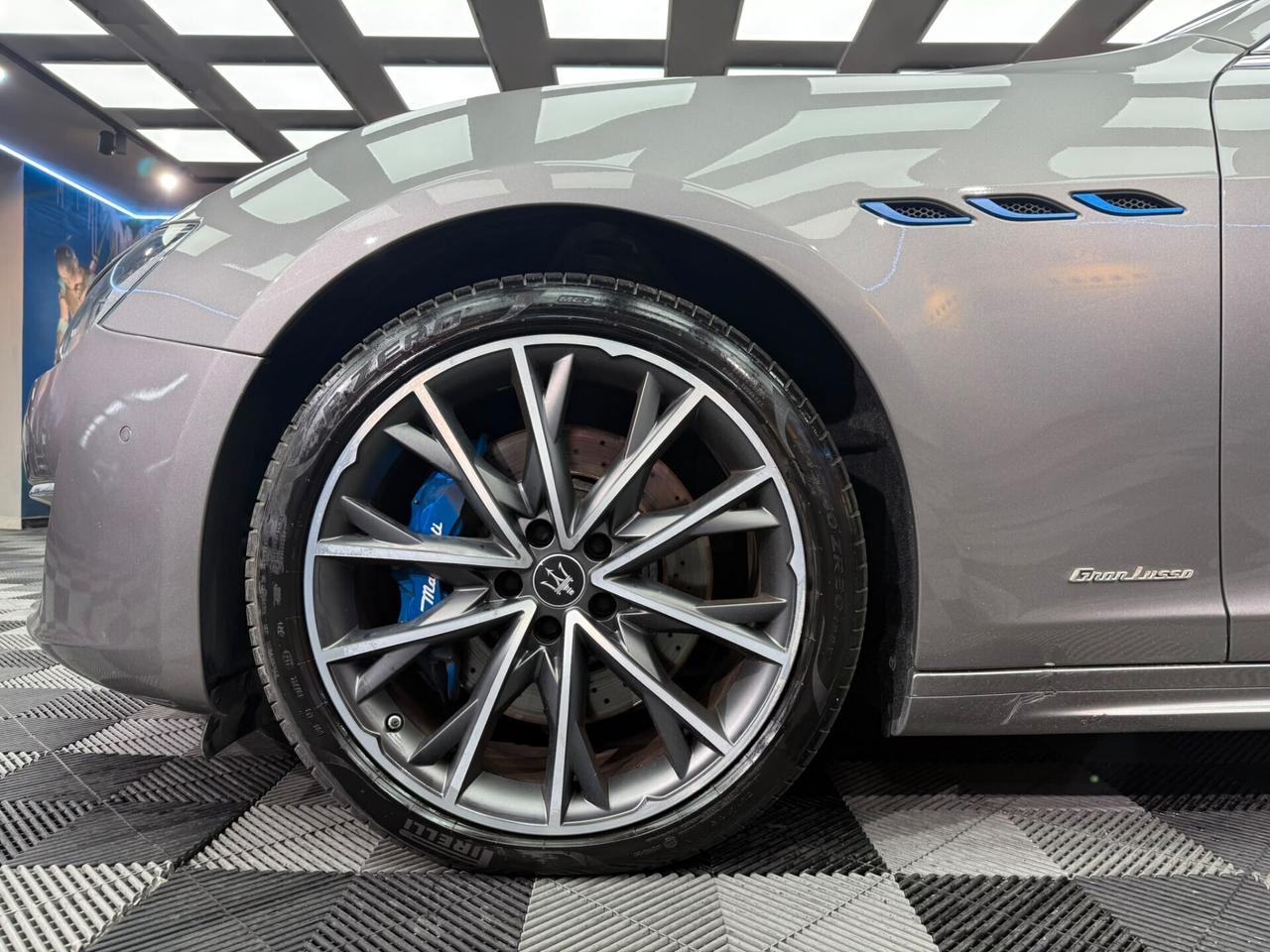 Maserati Ghibli L4 330 CV MHEV Granlusso (182)