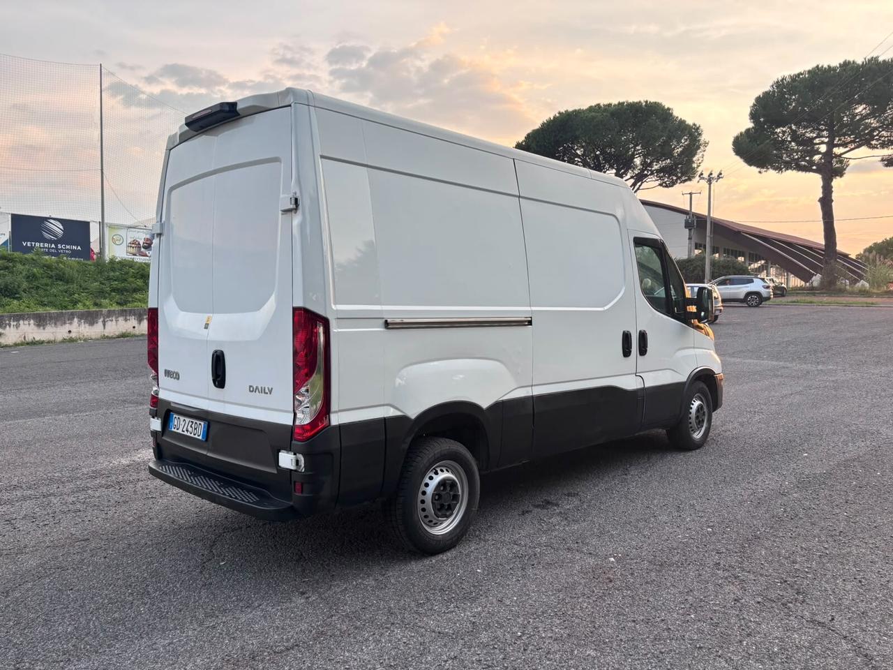 IVECO DAILY 35 S 12 H2