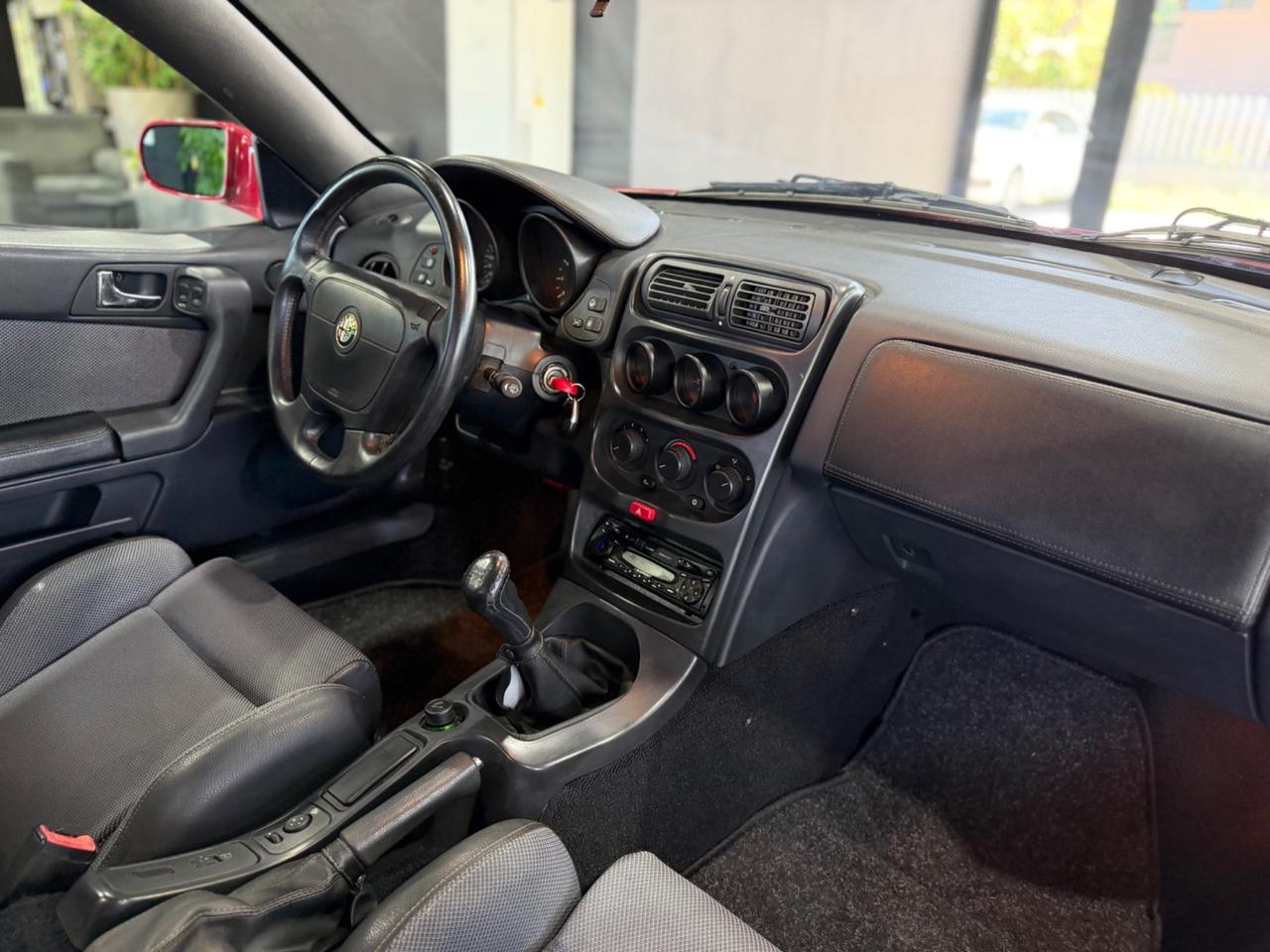 Alfa Romeo GTV Spider 2.0i 16V Twin Spark cat
