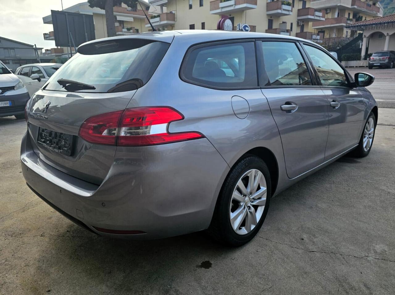 Peugeot 308 BlueHDi 120 S&S EAT6 SW Business