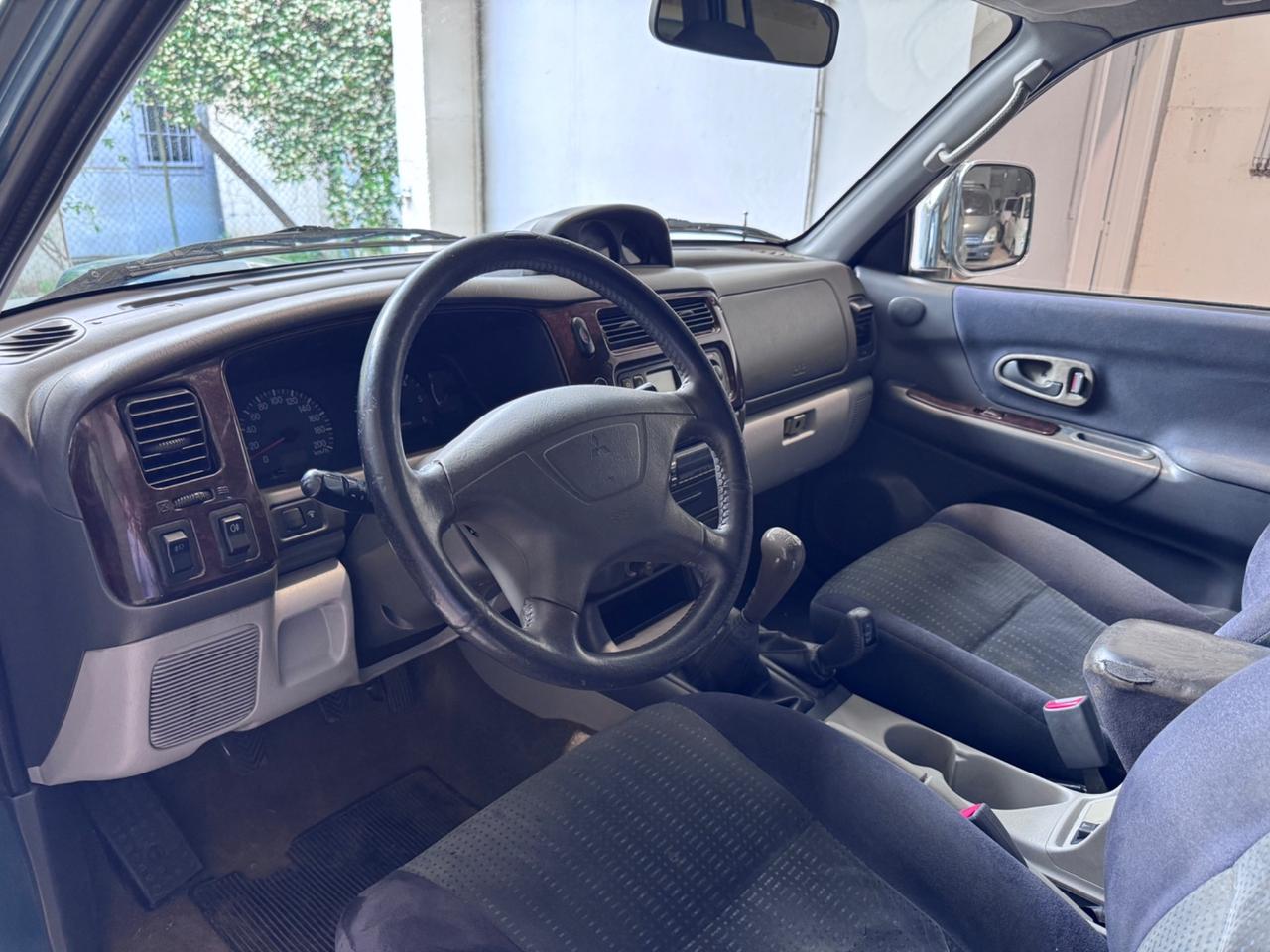 Mitsubishi Pajero Sport GLS 2.5 TDI 4x4