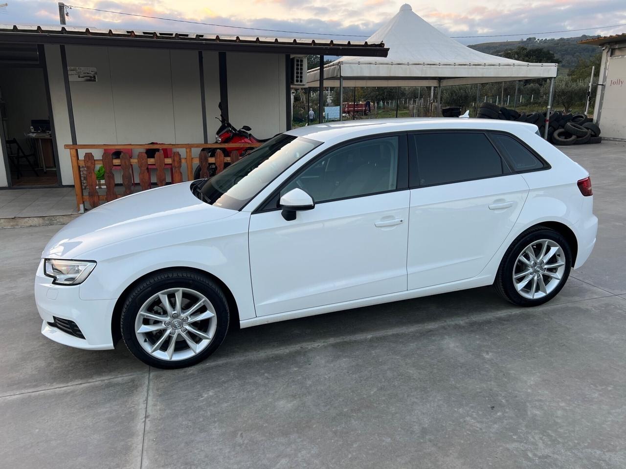 Audi A3 SPB 1.6 TDI S tronic Sport