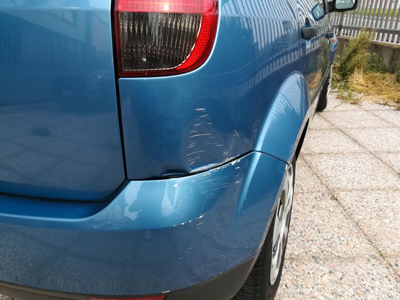 Ford Fiesta 1.2 16V 5p. UNICO PROPRIETARIO