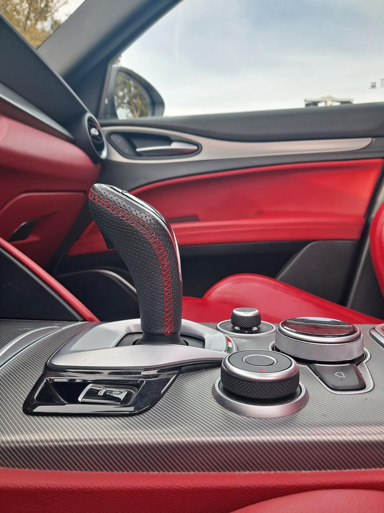 A. R. Stelvio VELOCE-210CV *Q4*TETTO*PELLE*CERCHI20