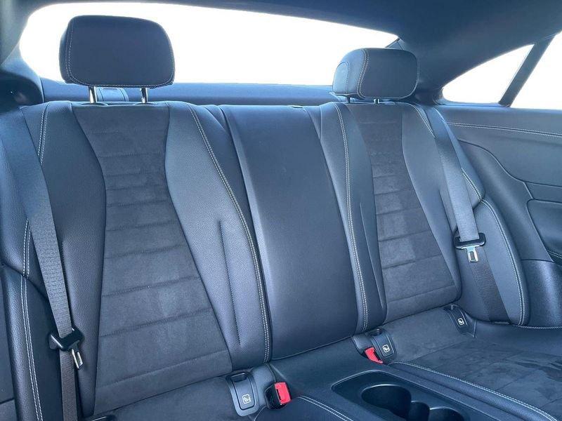 Mercedes-Benz Classe E Cpé Classe E - C238 Coupe E Coupe 220 d Premium Plus 4matic auto my20
