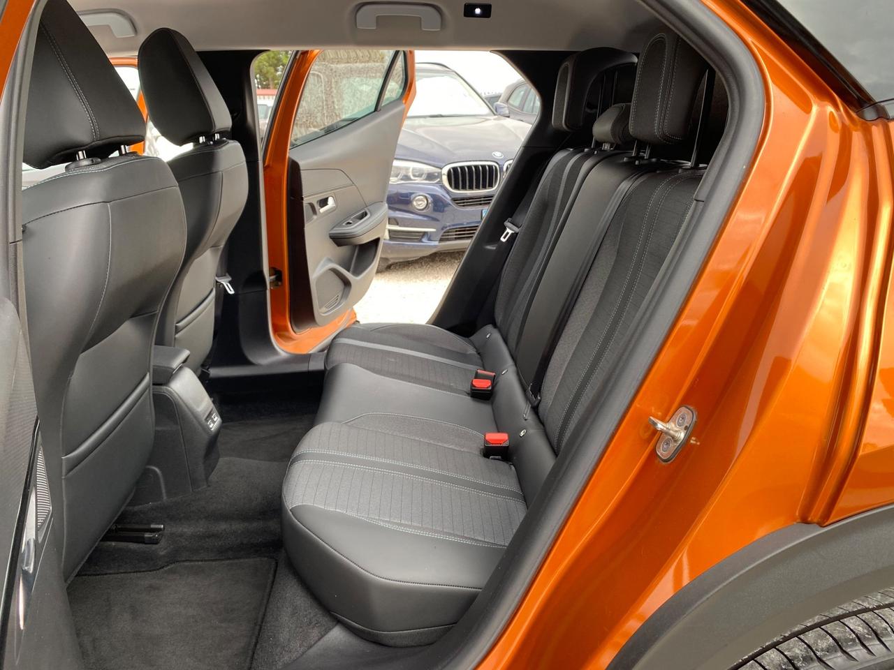 Peugeot 2008 BlueHDi 110 S&S Allure Pack IVA ESPOSTA UNICO PROPRIETARIO