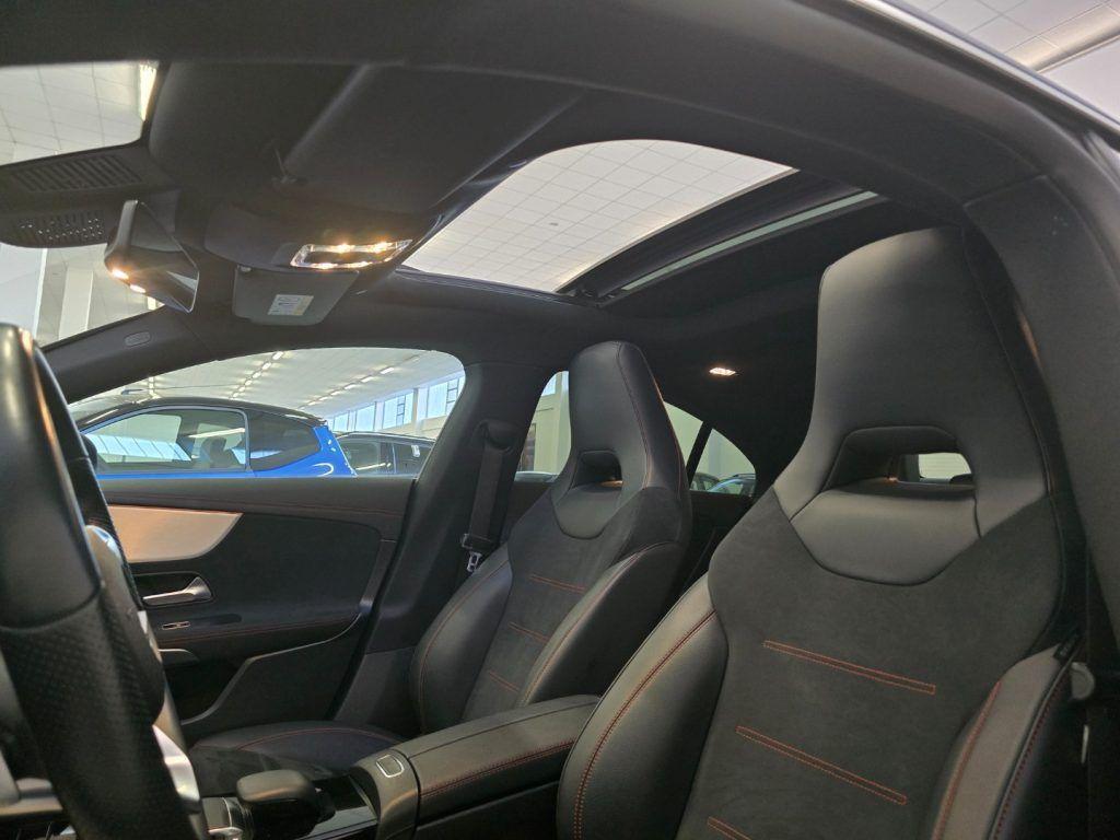 Mercedes-Benz CLA 200 d Automatic Premium + Tetto