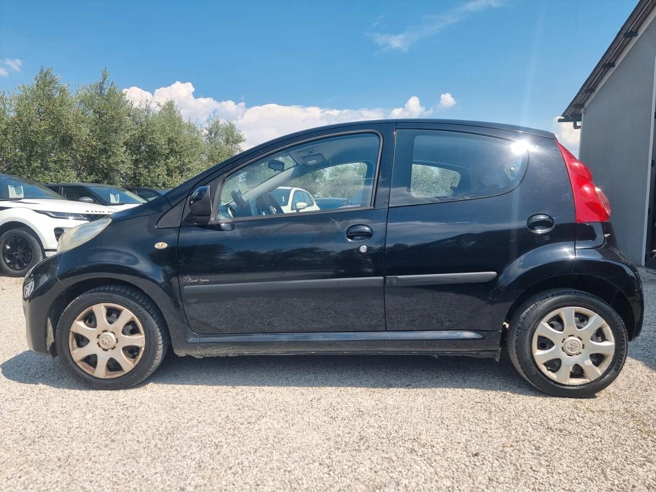 Peugeot 107 1.0 68CV 5p. Sweet Years NEOPATENTATI