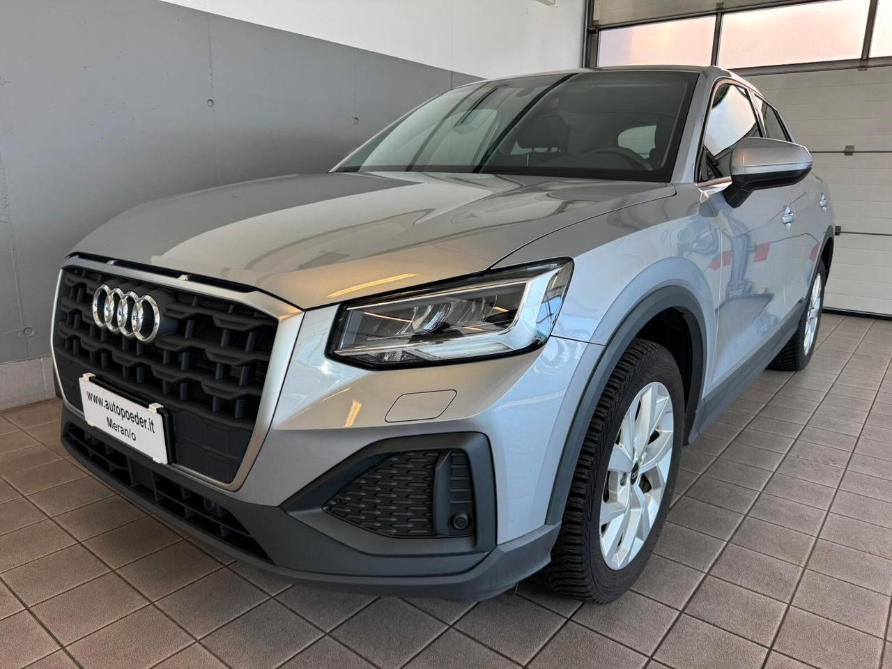 Audi Q2 30 TFSI Business