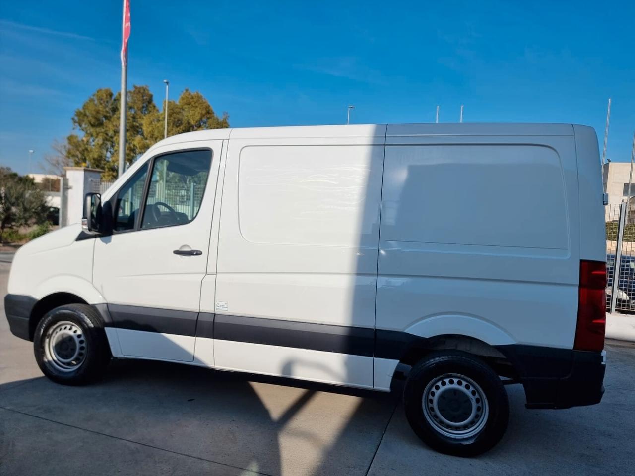 Volkswagen CRAFTER DIESEL 2.0 TDI TRASPORTO PANE-PRODOTTI FARMACEUTICI