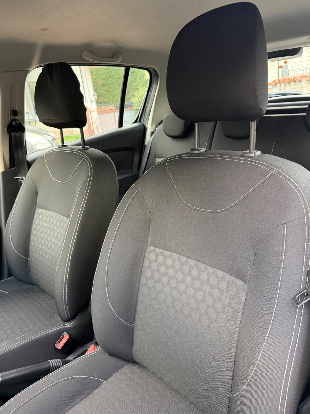 Dacia Sandero 1.2 75CV Lauréate