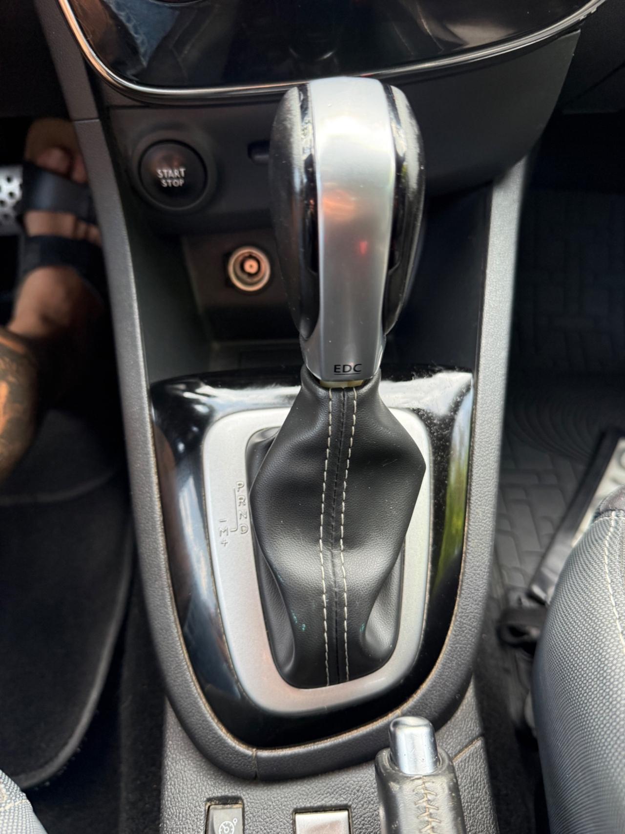 Renault Clio Sporter TCe 120CV EDC Start&Stop GT