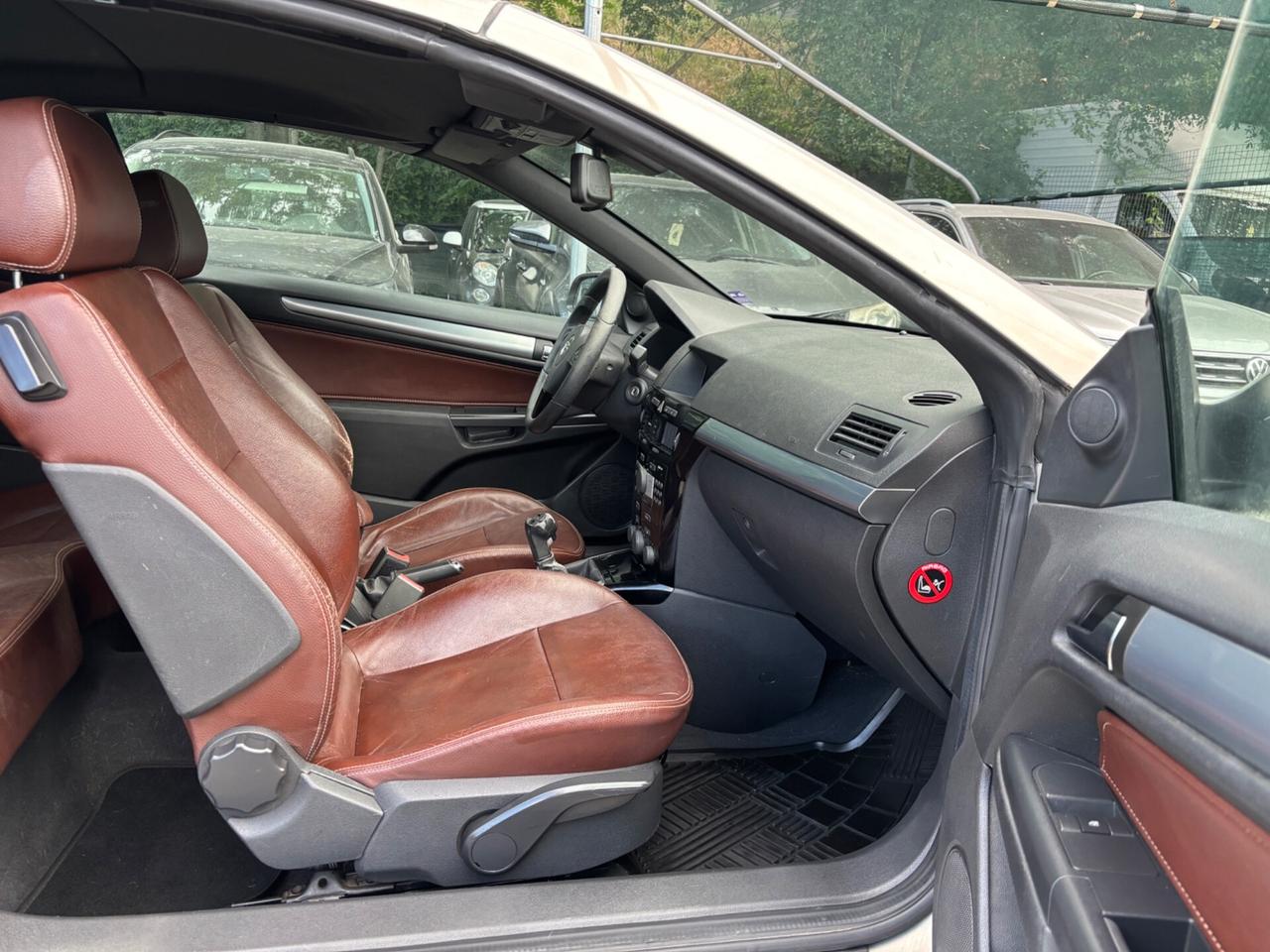 Opel Astra TwinTop 1.6 16V Cosmo CABRIO