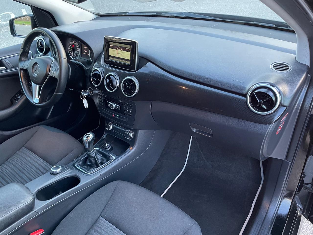 Mercedes-benz B 180 Premium * SOLO 87000 Km