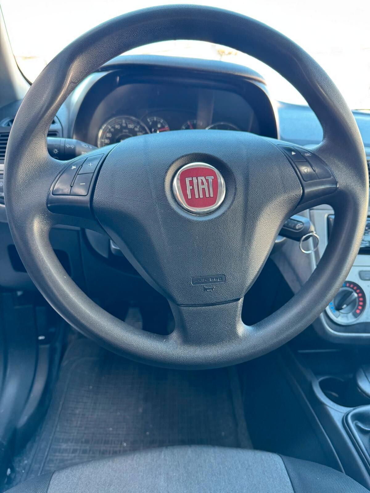 Fiat Punto 1.3 MJT II 75 CV 5 porte Street