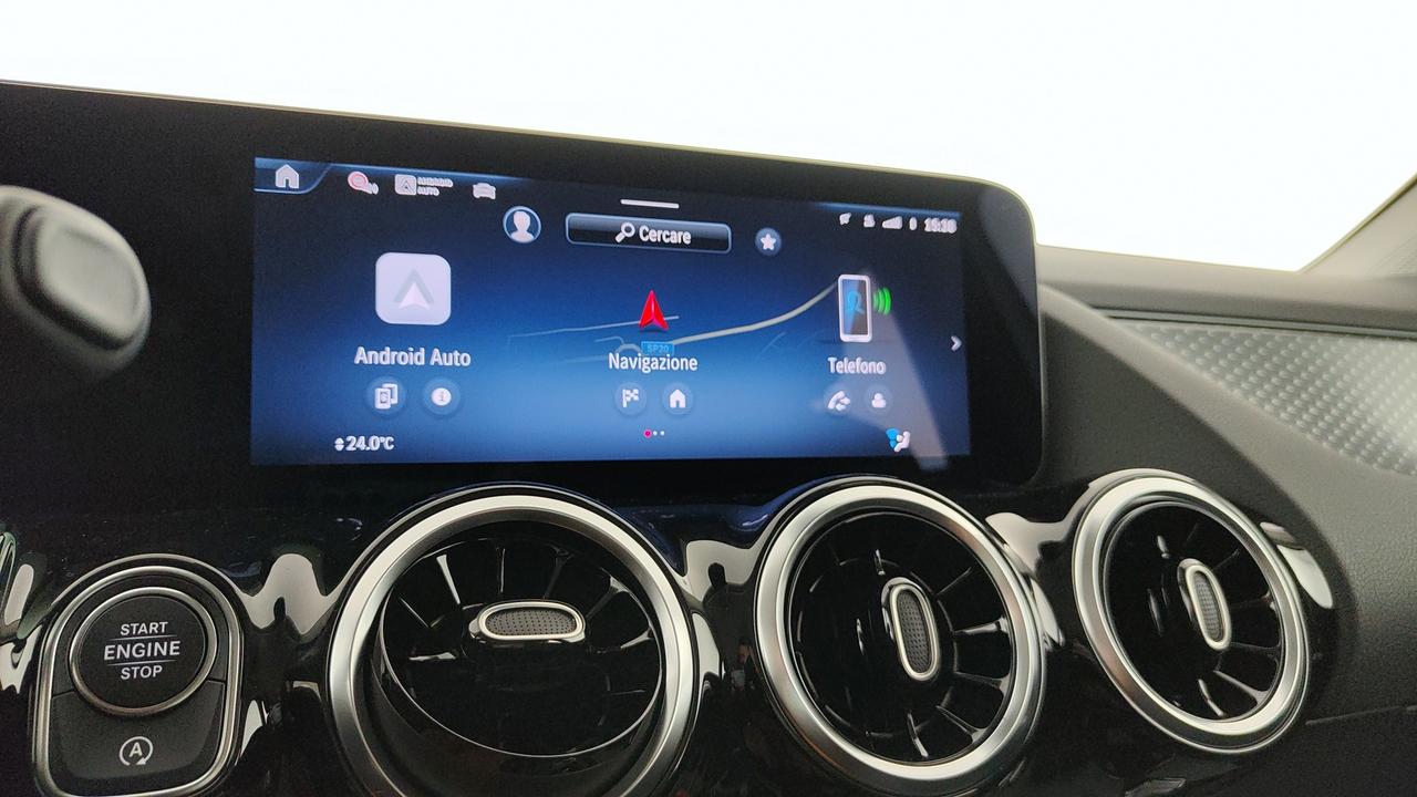 Mercedes-Benz GLA 200 d automatic