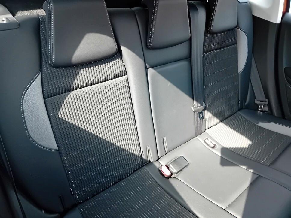 Peugeot 2008 BlueHDi 100 Allure