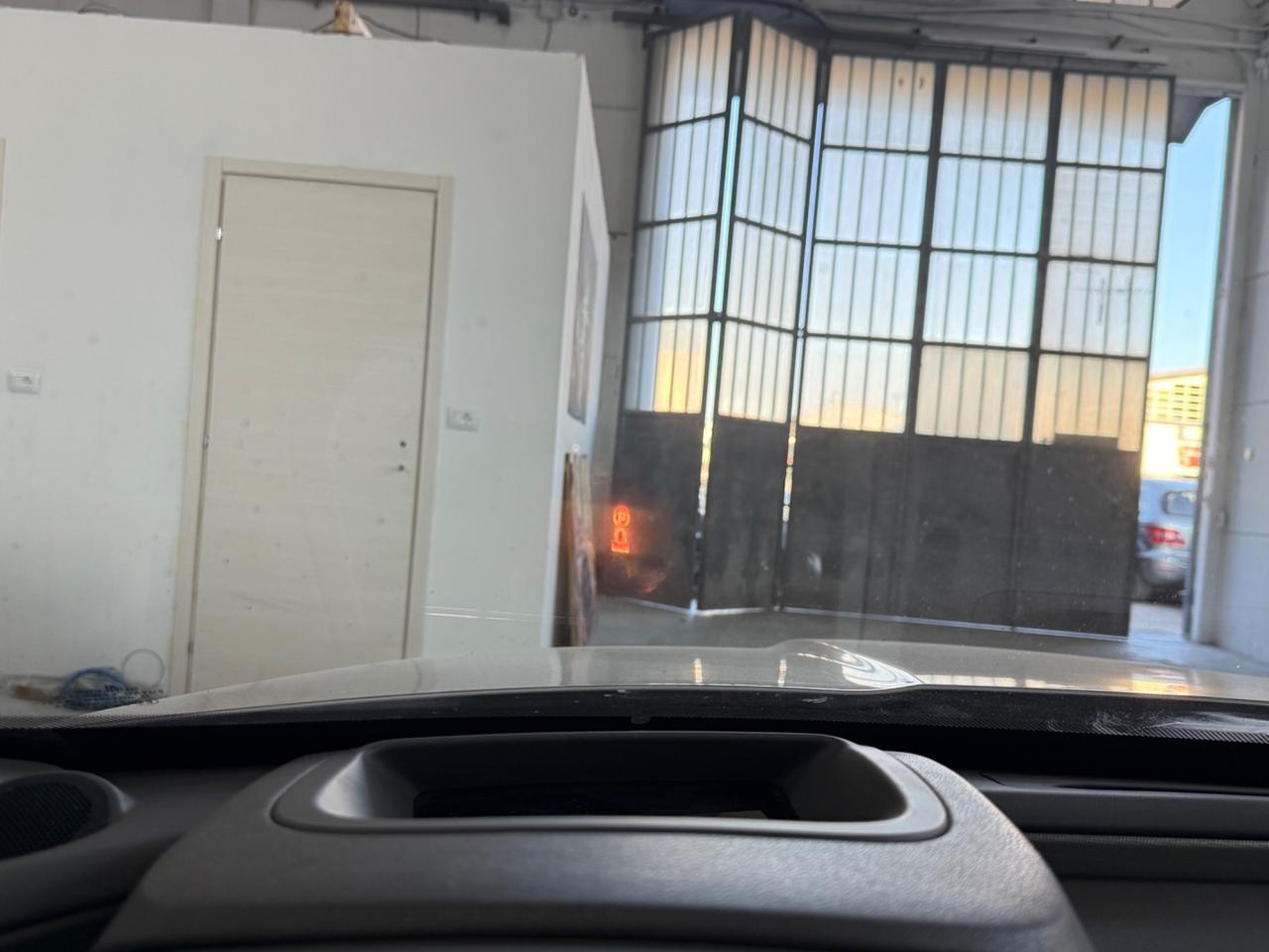 Jaguar XE 2.0 D 180 CV AWD aut. Prestige Business Edition