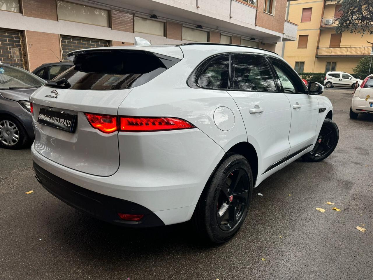 Jaguar F-Pace 2.0 D 180 CV AWD Portfolio