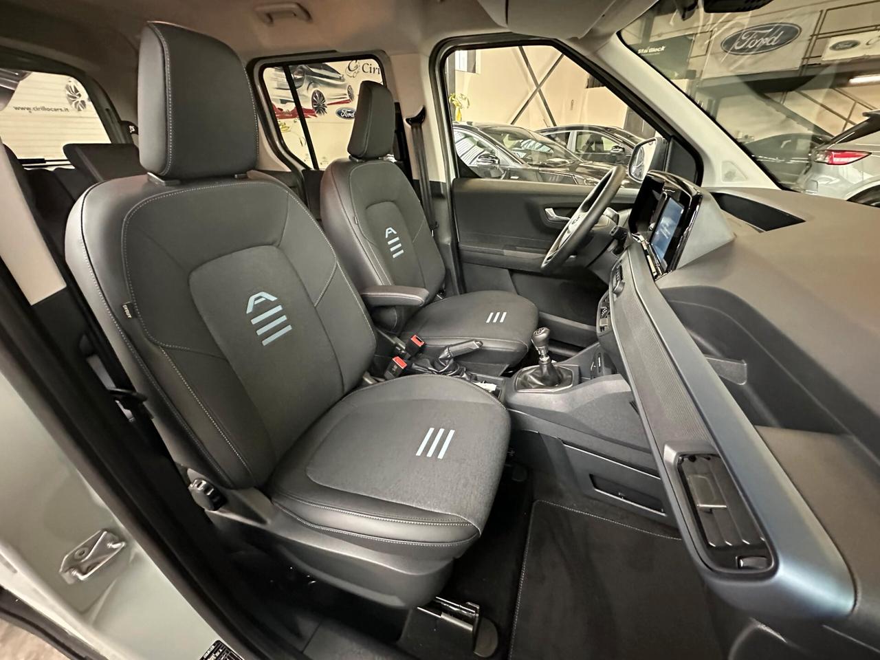 Ford Tourneo Courier 1.0 EcoBoost Active