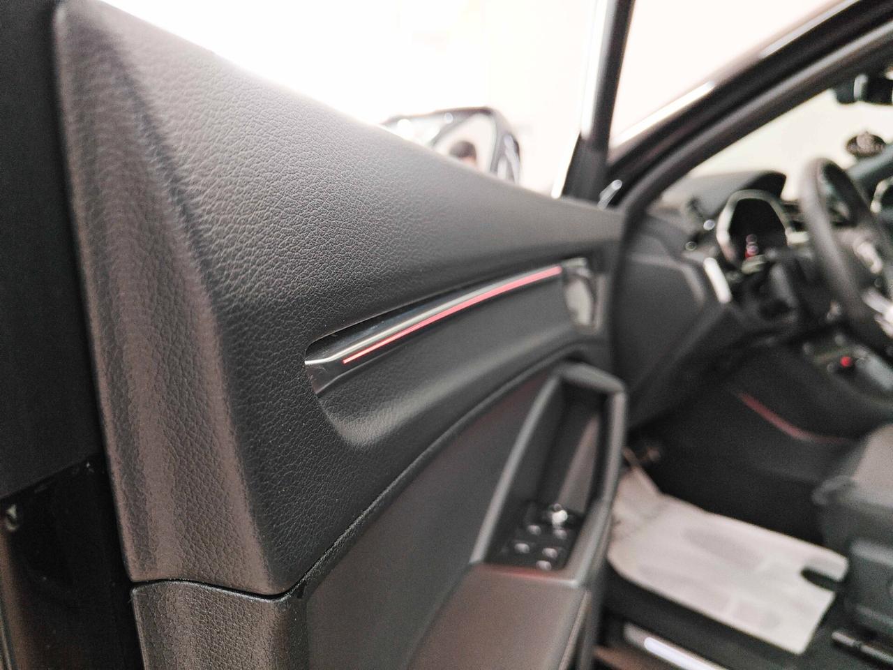 Audi Q3 SPB 35 TDI S tronic Identity Black S-Line