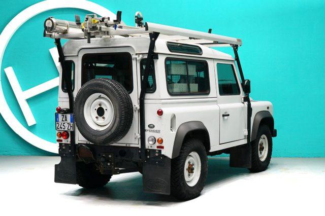 LAND ROVER Defender 90 2.2 TD4 SW Autocarro N1