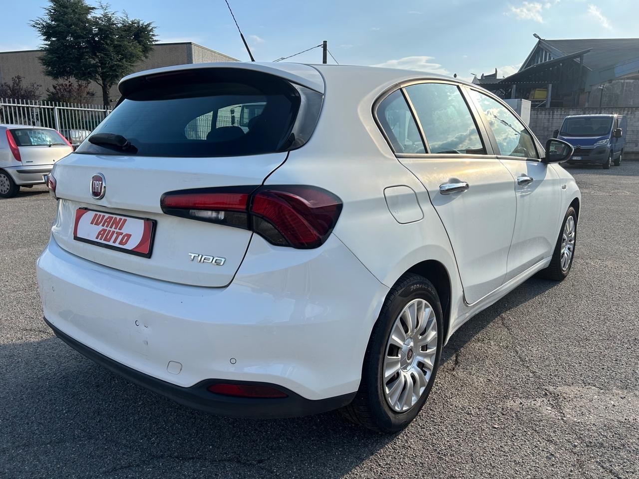 Fiat Tipo 1.6 Mjt 4 porte Lounge