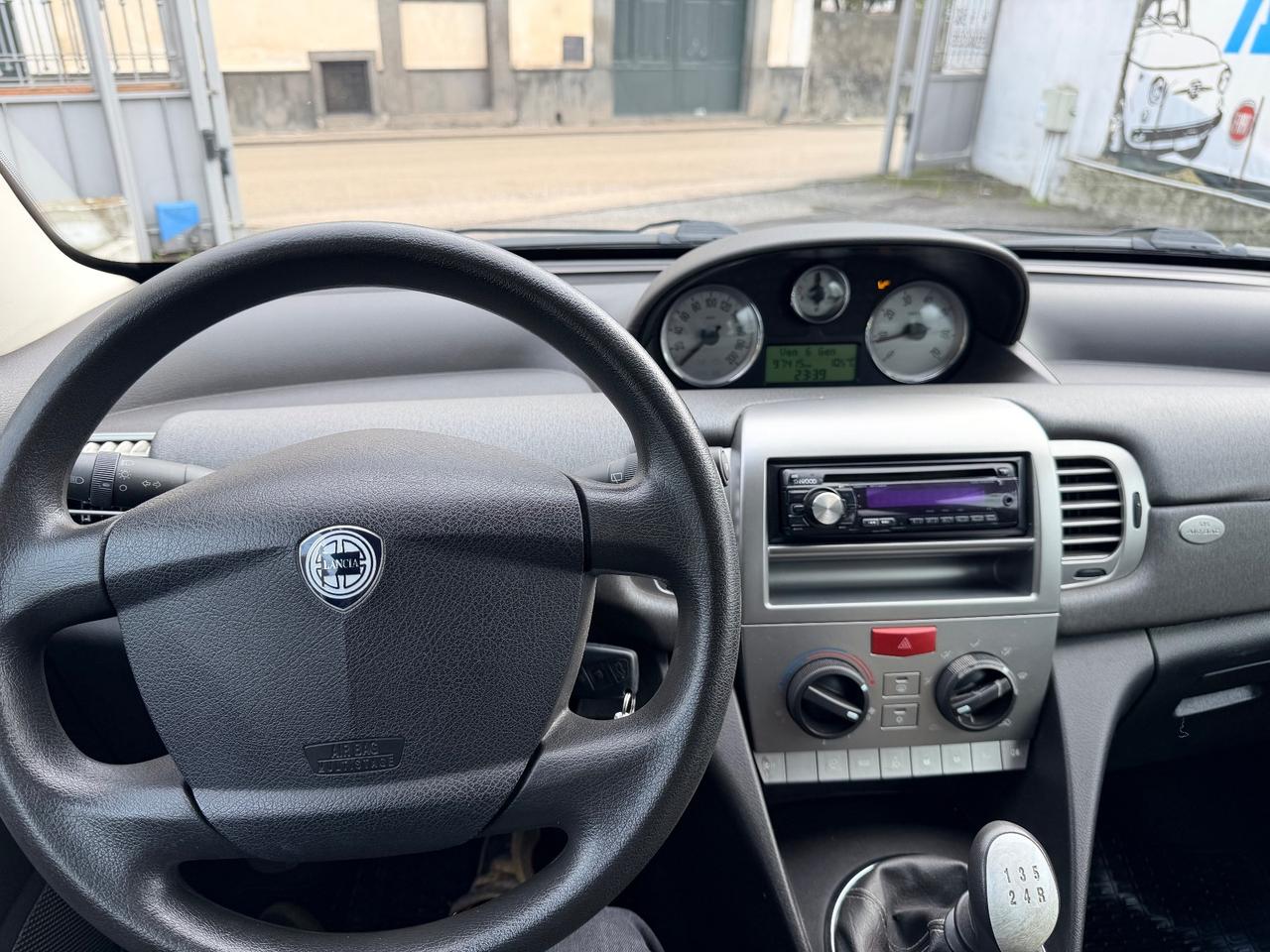 Lancia Ypsilon 1.2 Argento