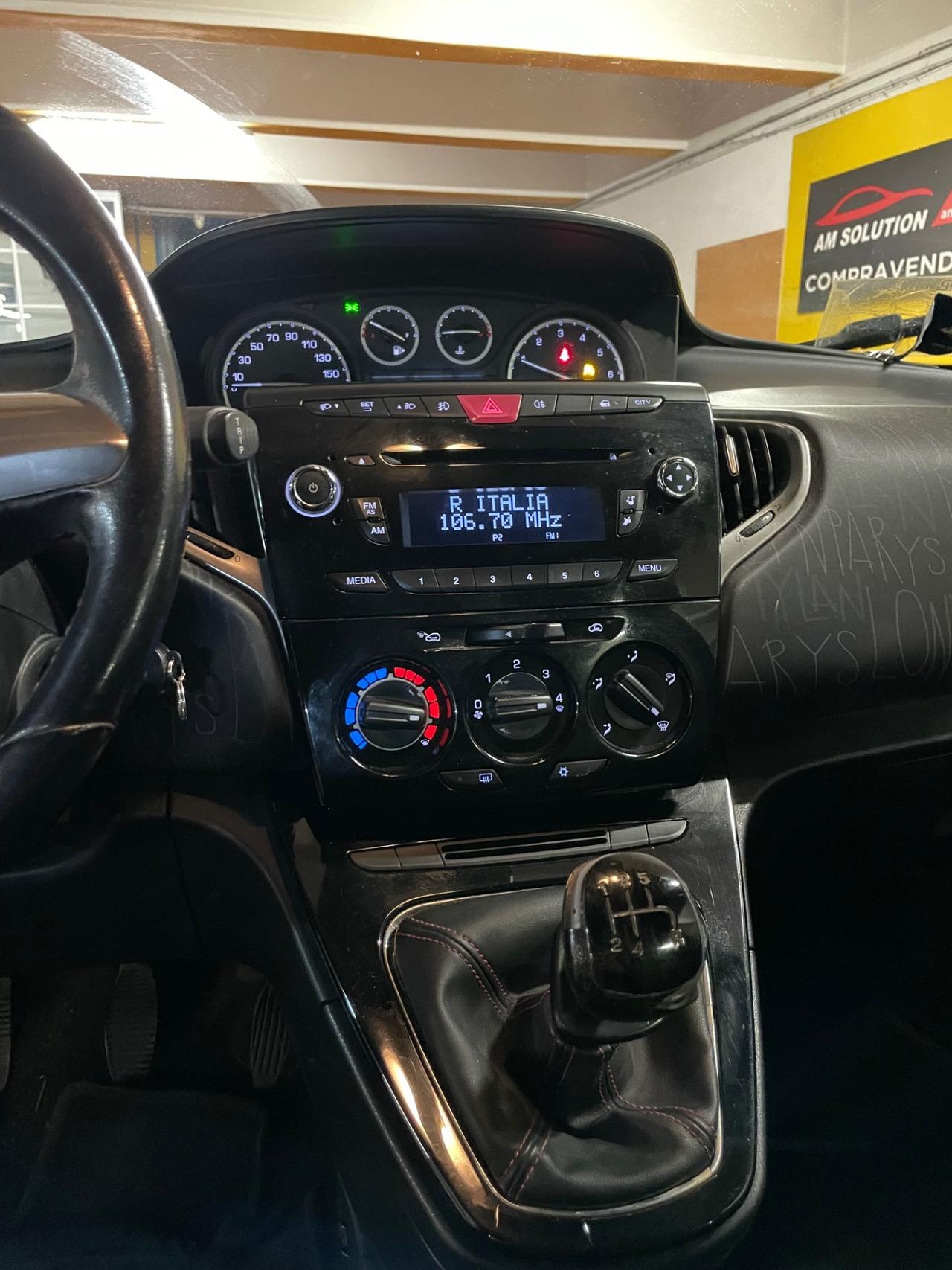 Lancia Ypsilon 1.2 Neopatentati Euro 6