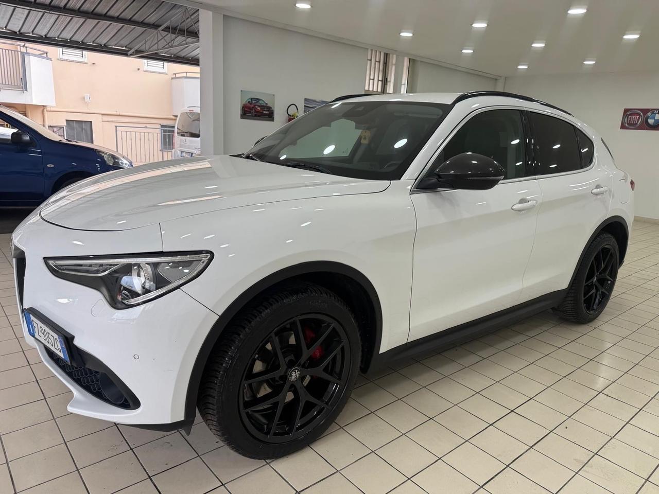 Alfa Romeo Stelvio 2.2 Turbodiesel 210 CV AT8 Q4 Business