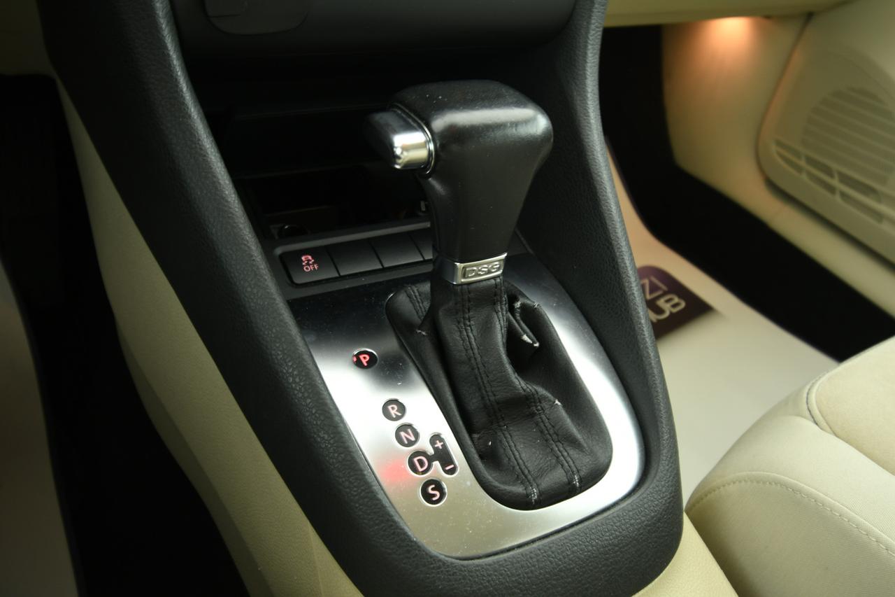 VOLKSWAGEN Golf 5p 2.0 tdi Highline 140cv dsg X COMMERCIANTI+BLUETOOTH