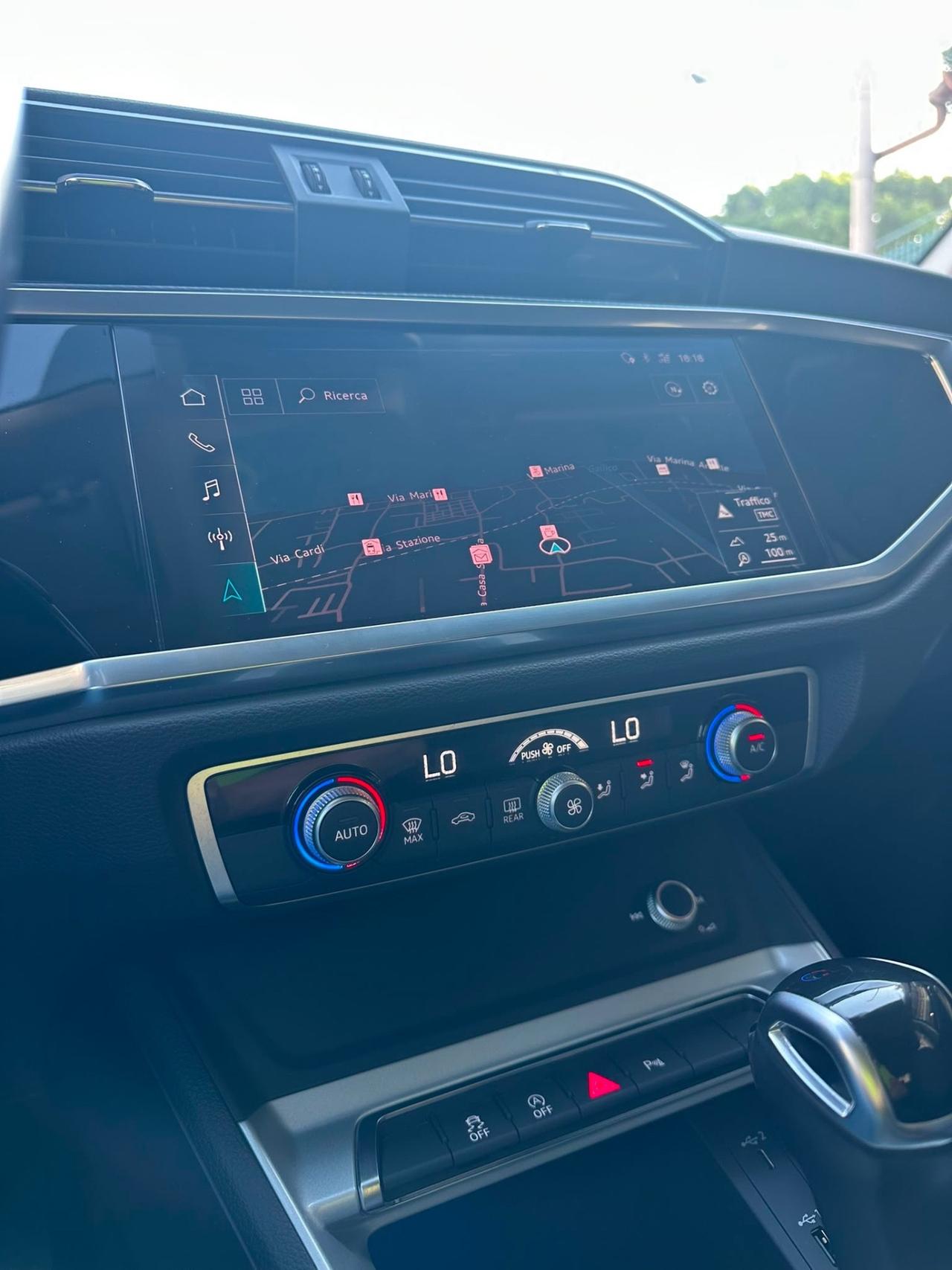 Audi Q3 40 TDI quattro S tronic Business Advanced