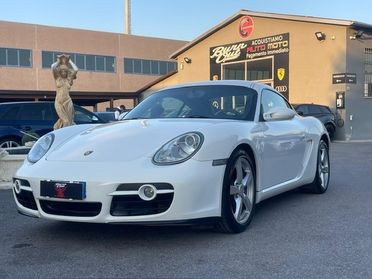 Porsche Cayman 2.7