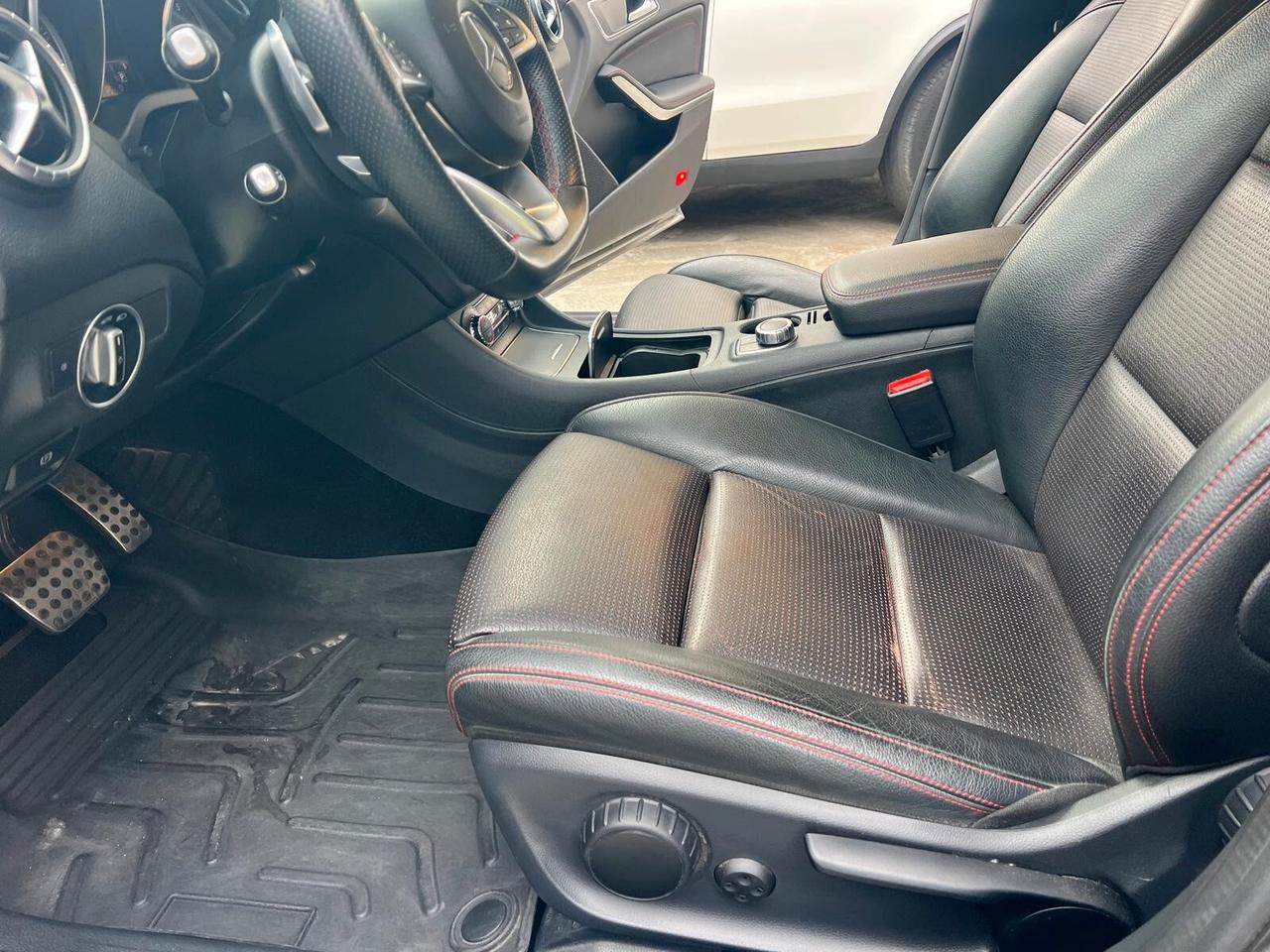 MB CLA 220 d AUT PREMIUM TETTO PANORAMICO