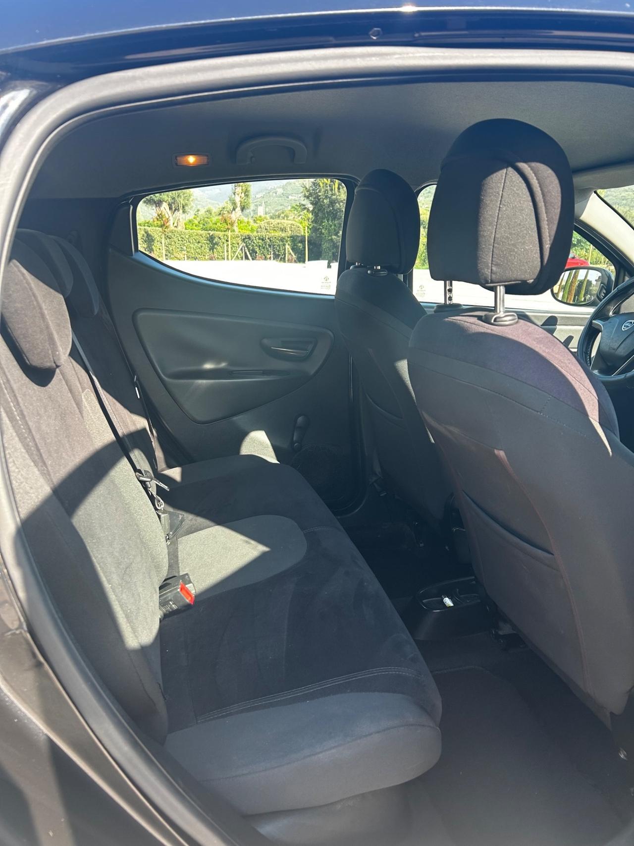 Lancia Ypsilon 1.3 MJT 16V 95 CV 5 porte S&S Elle