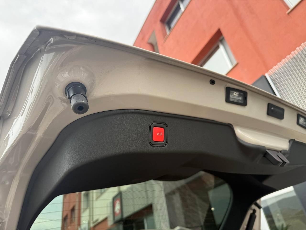 ALFA ROMEO Junior Junior 1.2 136 CV Hybrid eDCT...