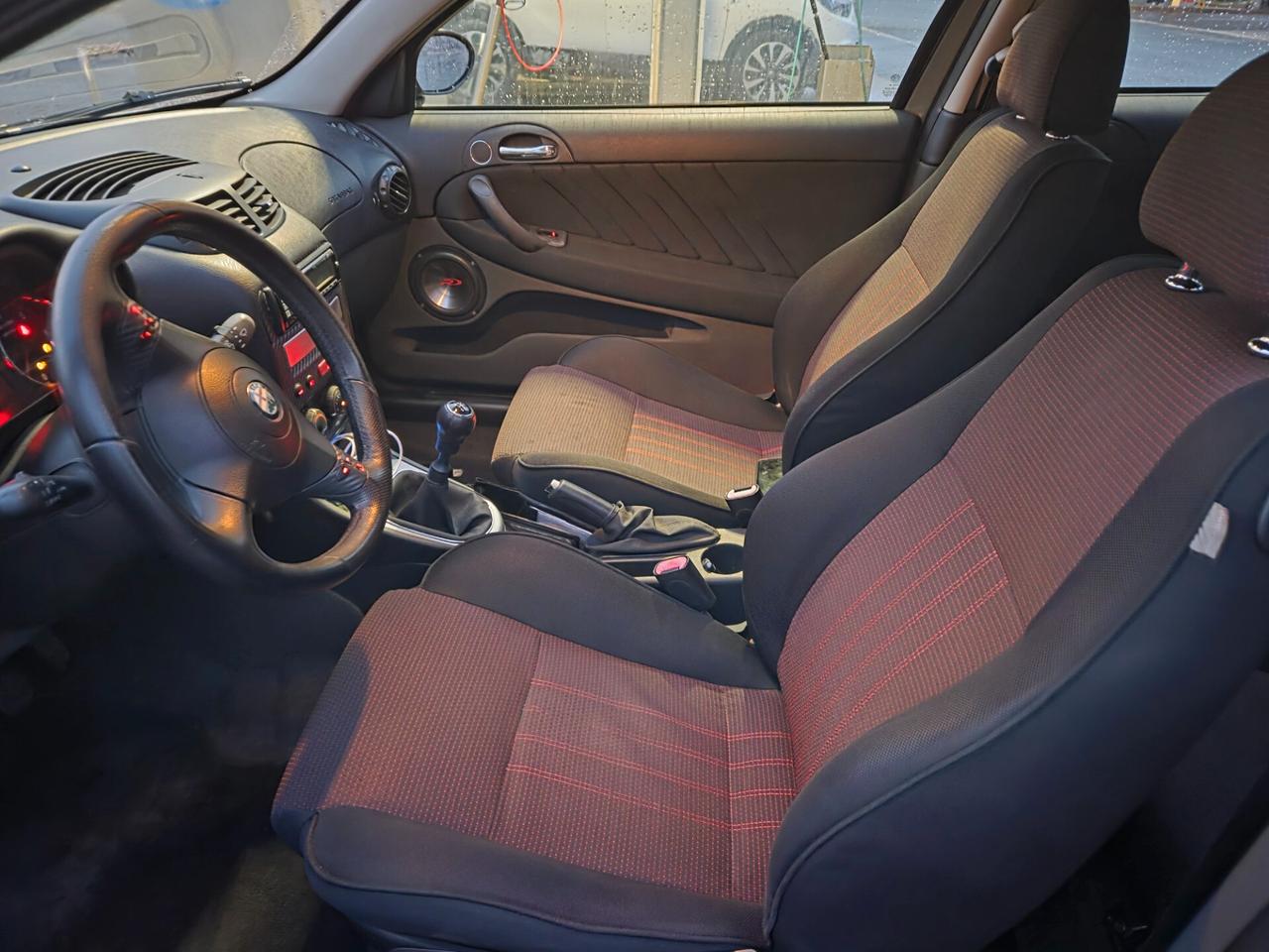 Alfa Romeo 147 1.9 JTD (120) 3 porte Black Line 2008