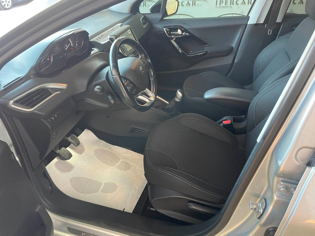 Peugeot 208 BlueHDi 75 5 porte Allure