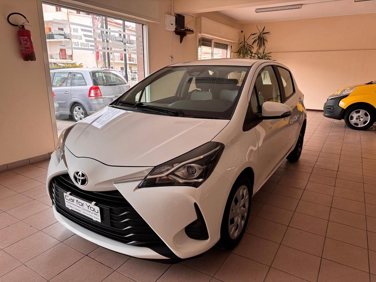 Toyota Yaris 1.0 5 porte Active