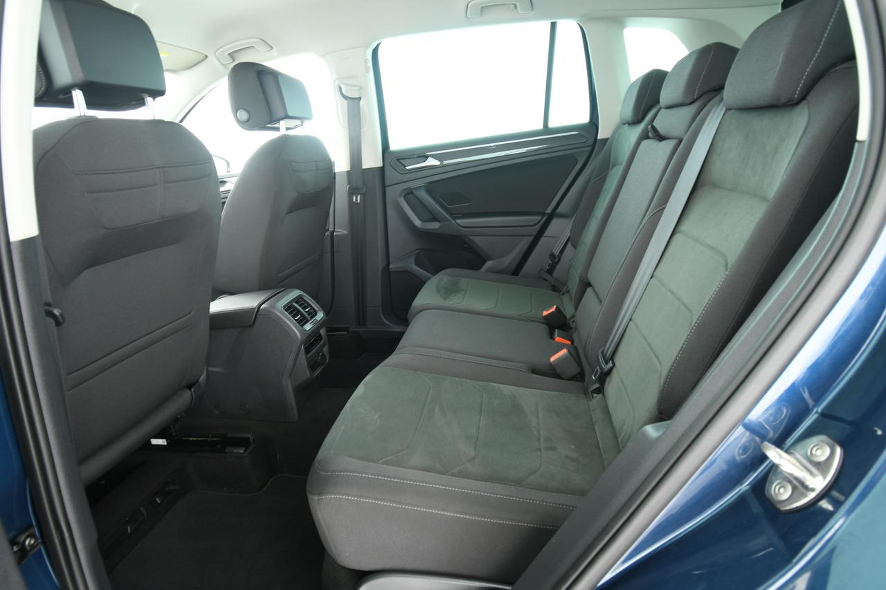 VOLKSWAGEN Tiguan 2.0 tdi Elegance 150cv dsg CAMERA+ACC+APP CONNECT