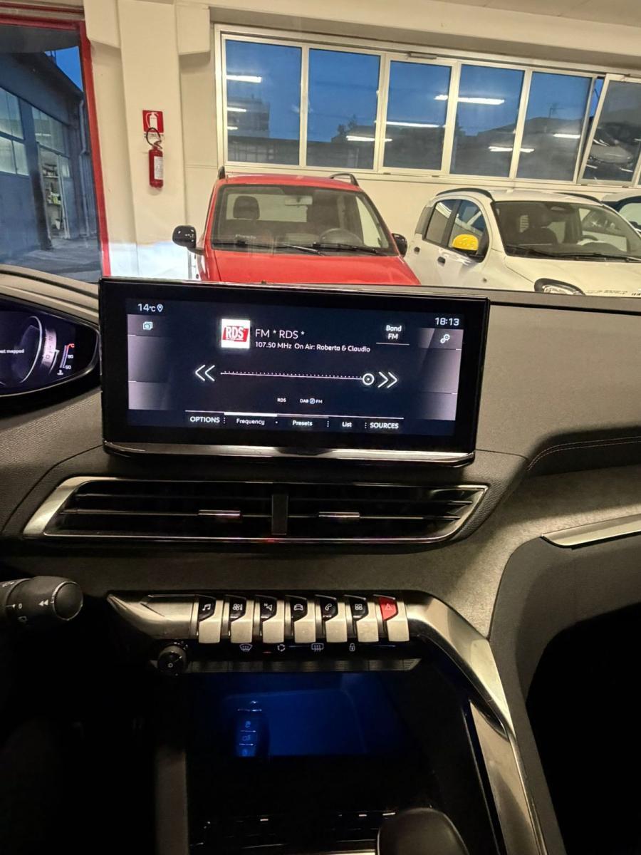 PEUGEOT - 3008 - PureTech Turbo 130 S&S GT Line