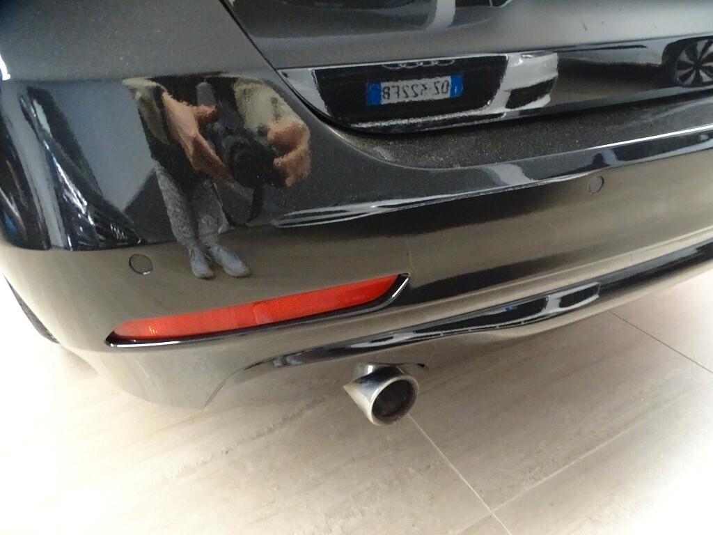 BMW 318d Touring 4x4 Xenon Navi 143 CV
