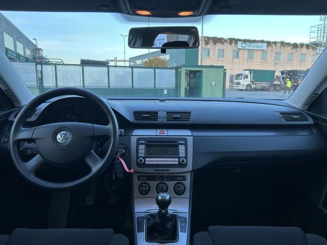 VOLKSWAGEN Passat Variant 2.0 16V FSI *TAGLIANDI VW* *UNIPRO* *FINANZIABILE*