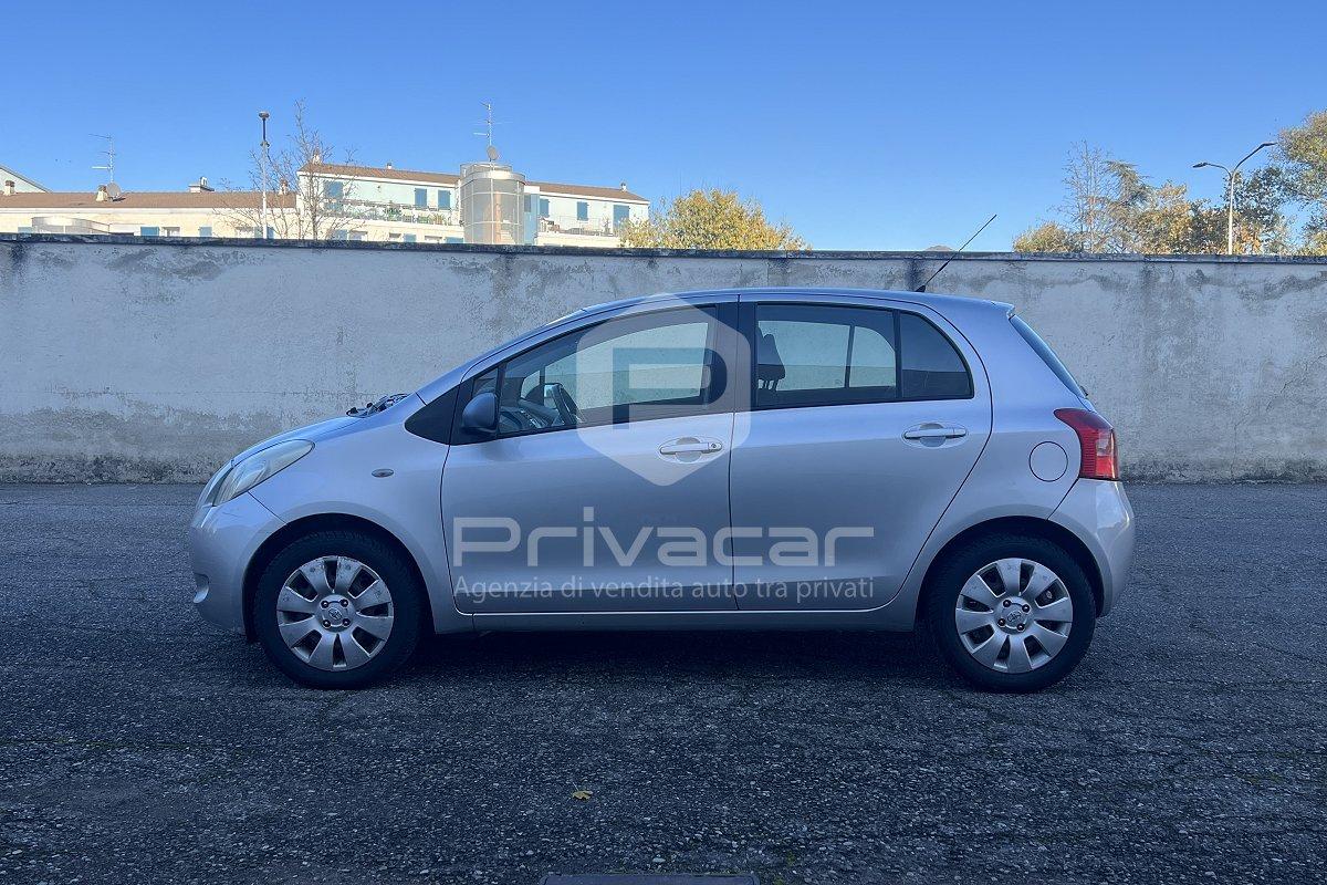 TOYOTA Yaris 1.0 5 porte Sol