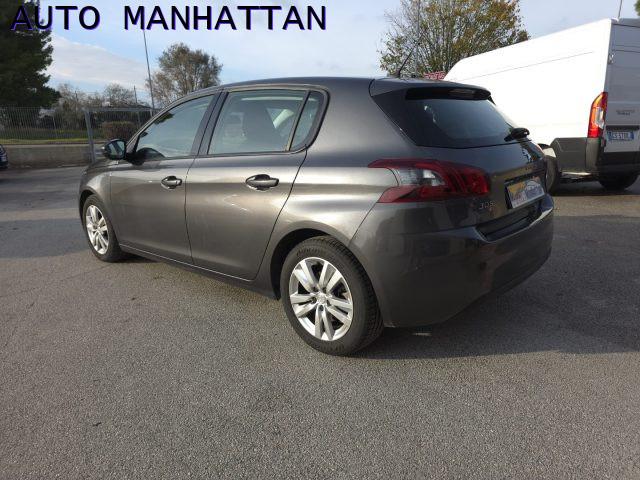 PEUGEOT 308 BlueHDi 130 S&S EAT8 Business