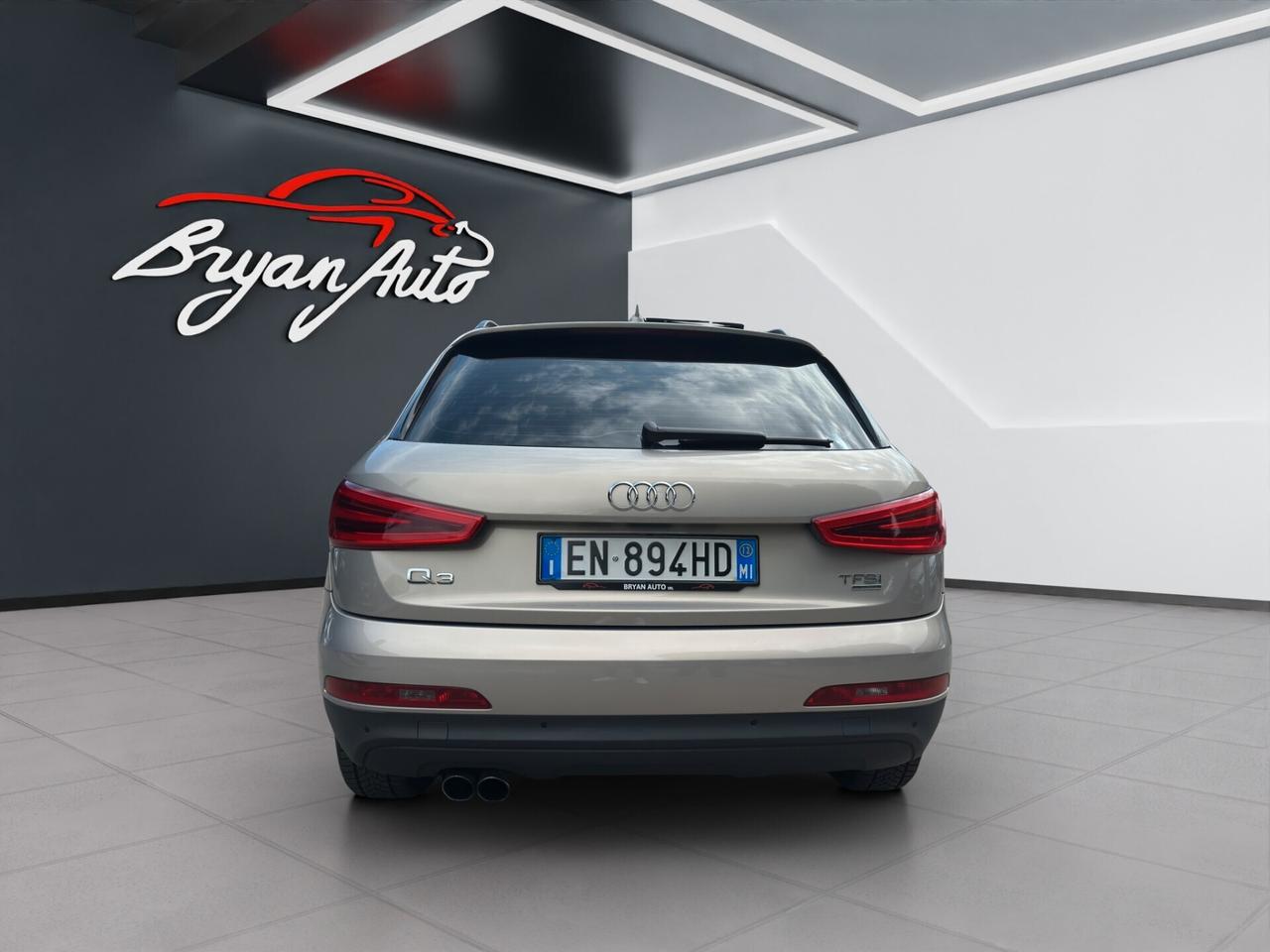 Audi Q3 2.0 TFSI 211CV quattro S tronic BUSINESS PLUS