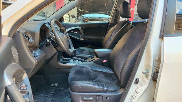 TOYOTA RAV 4 RAV4 Crossover 2.2 D-Cat A/T 150 CV Executive